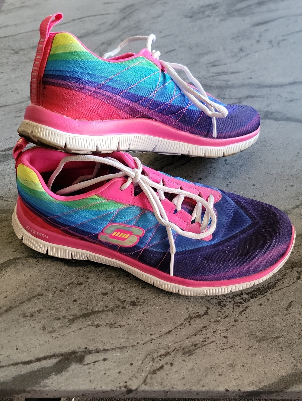 SKECHERS Rainbow Tie Up Memory Foam Athletic Shoes Size 8.5